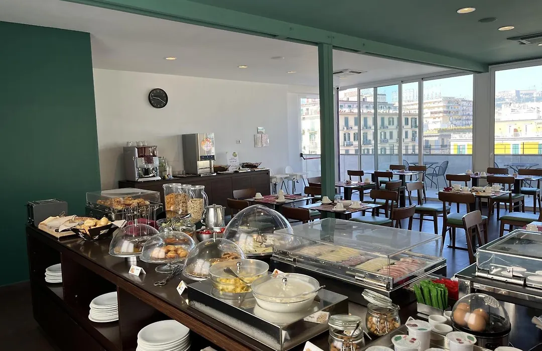 Best Western Plus Hotel Plaza-1