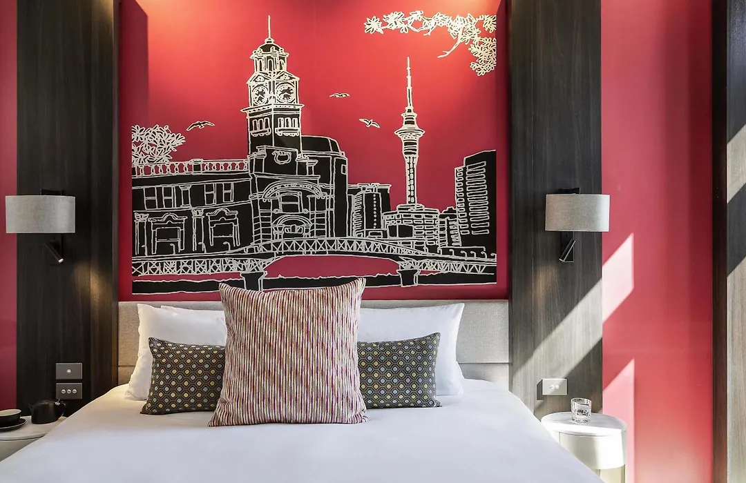 Mercure Auckland Queen Street-1