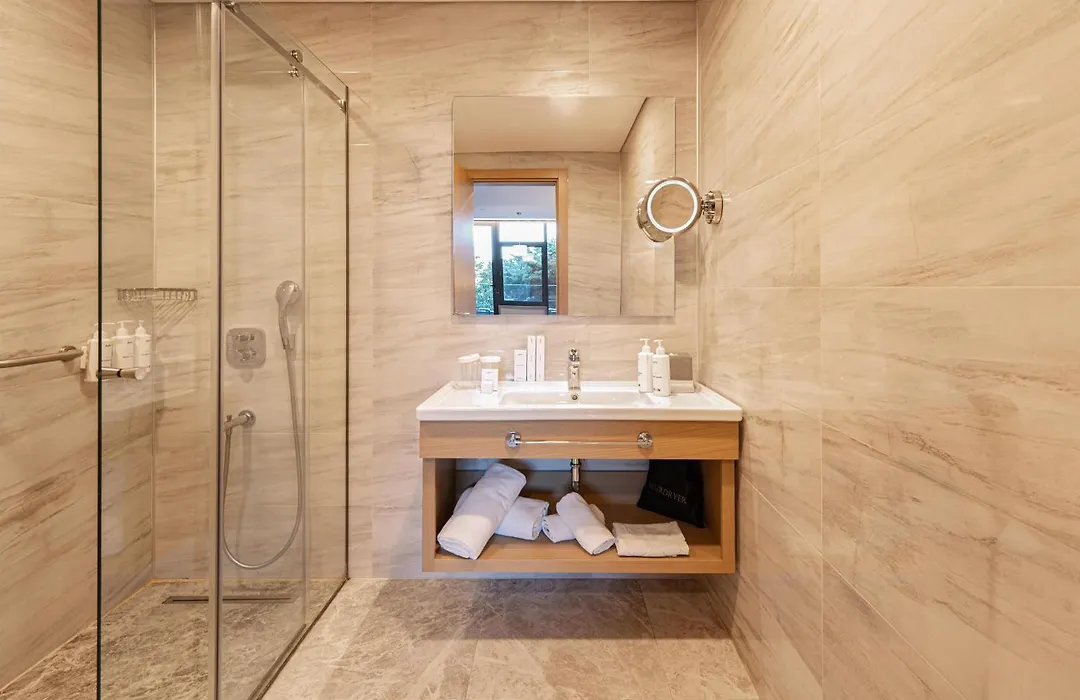 Radisson Hotel Istanbul Harbiye-1