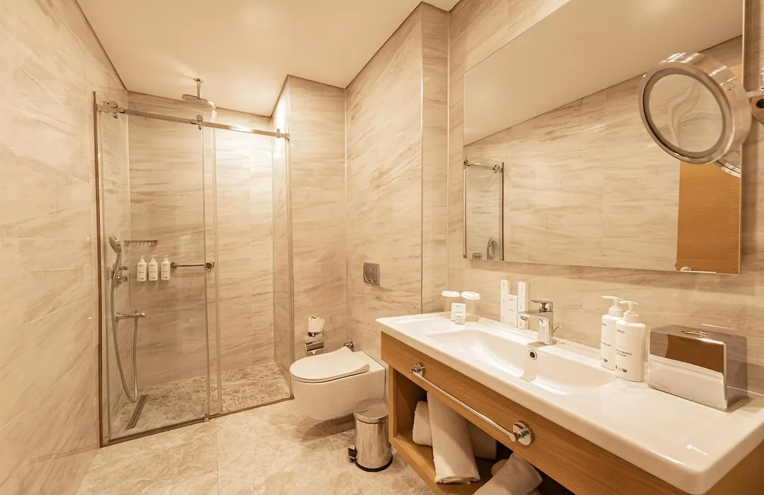 Radisson Hotel Istanbul Harbiye-1