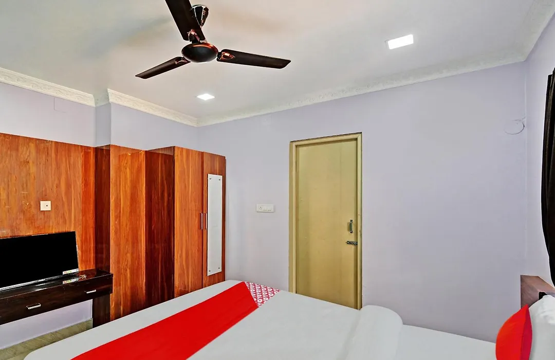 Hotel O Hi5 Days Inn Premium-1