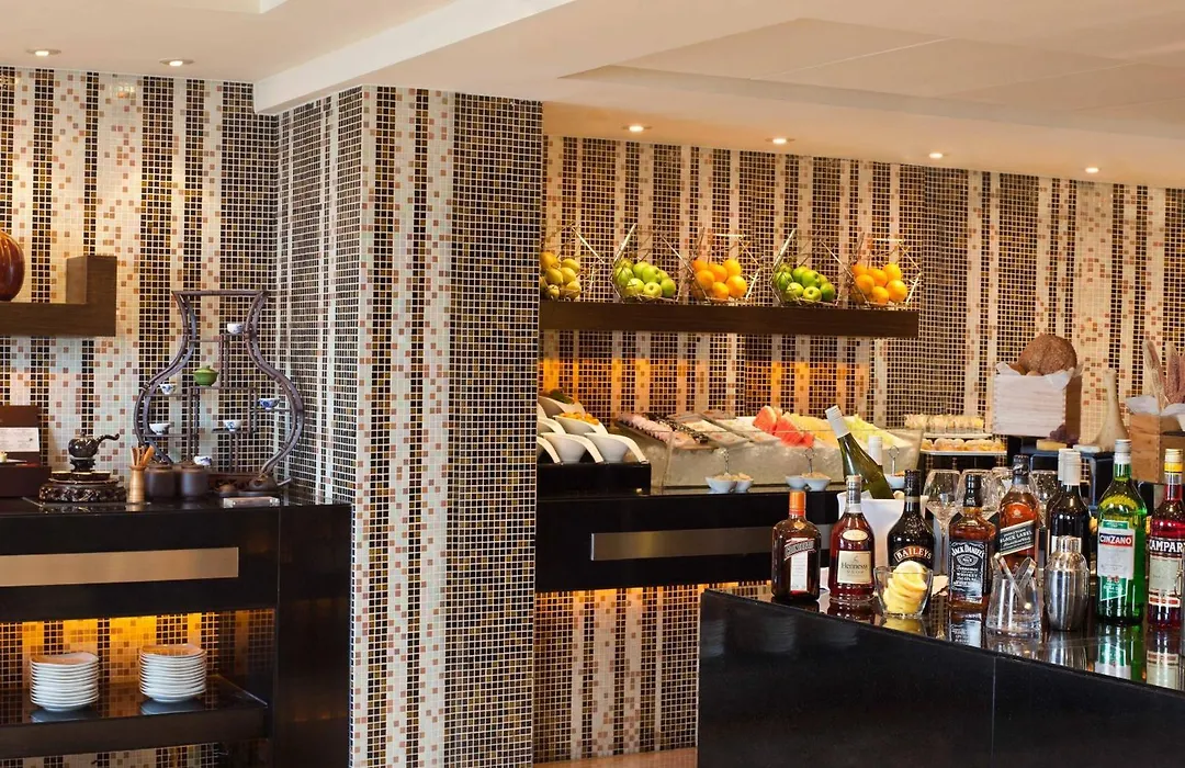 Courtyard By Marriott Shanghai Xujiahui-1