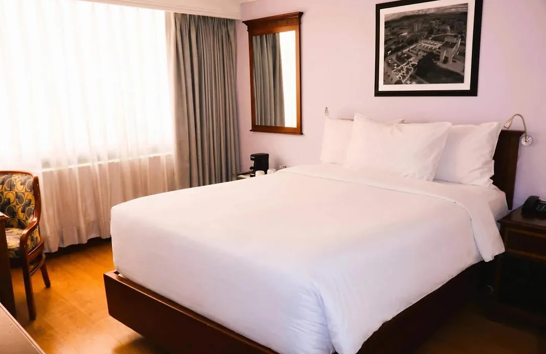 Radisson Bogota Metrotel-1