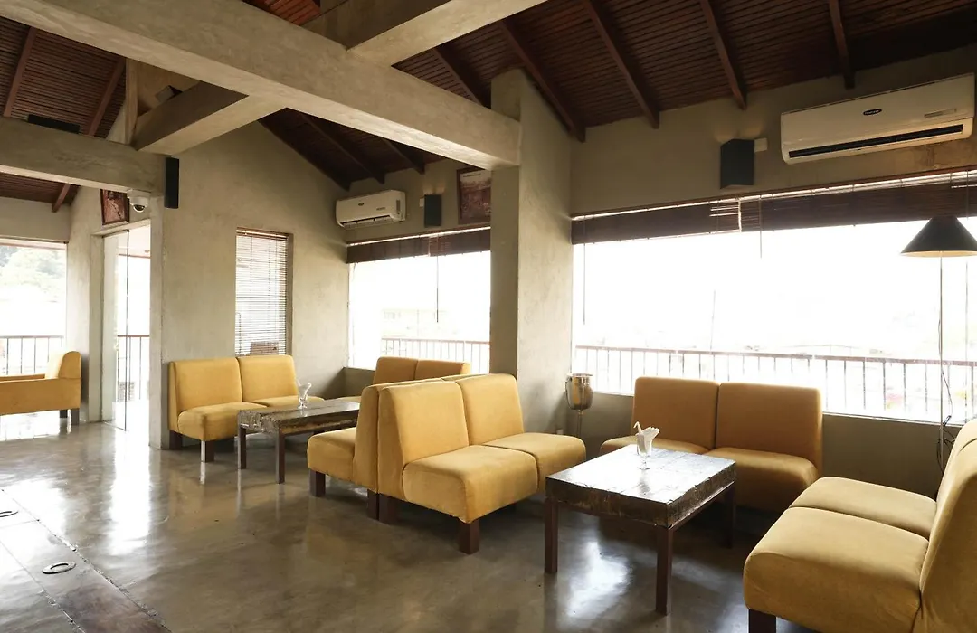 Hotel Casamara - Center Point Kandy-1