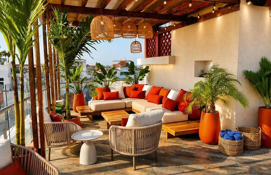 Nh Royal Urban Cartagena-1