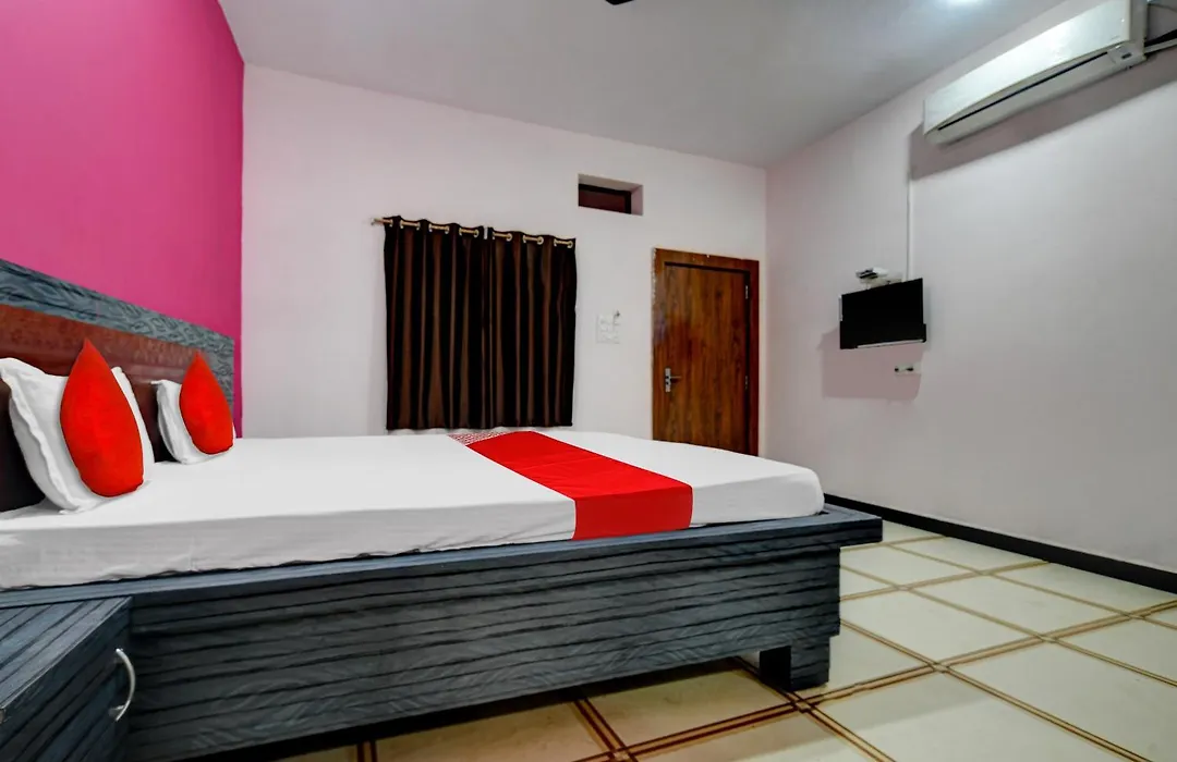 Hotel O Apna Palace-1