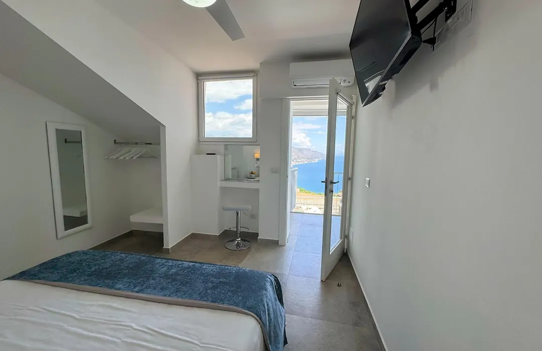 Dream View Suites Taormina-1