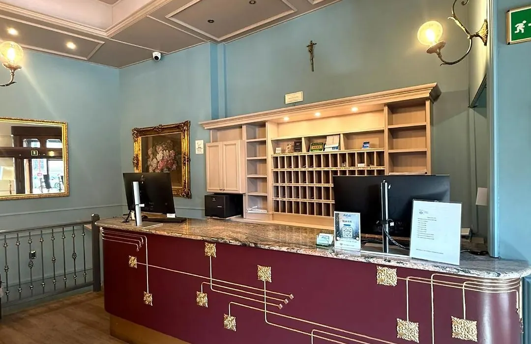 Mokinba Hotels King-1