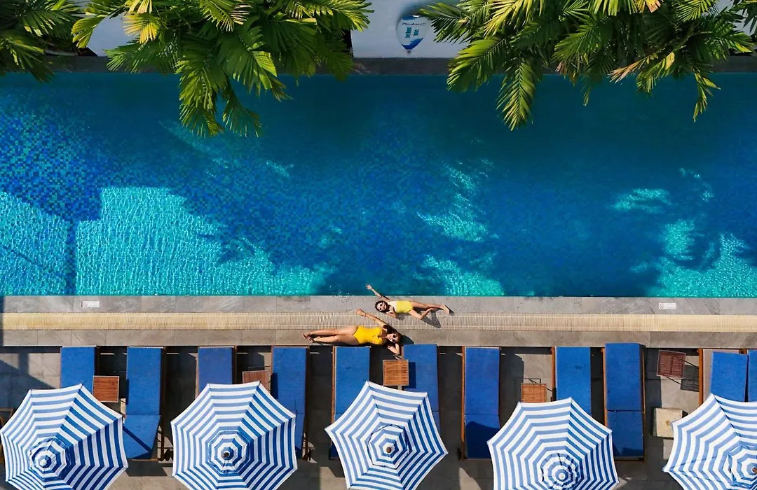 Radisson Suites Bangkok Sukhumvit-1