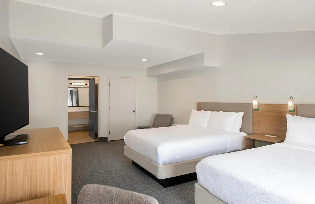 Spark By Hilton Asheville Blue Ridge Parkway-1