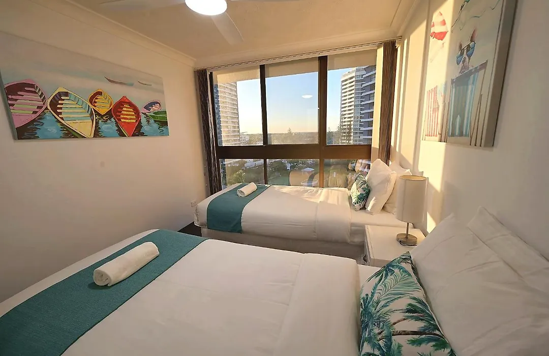 Broadwater Shores Waterfront Apartments-1
