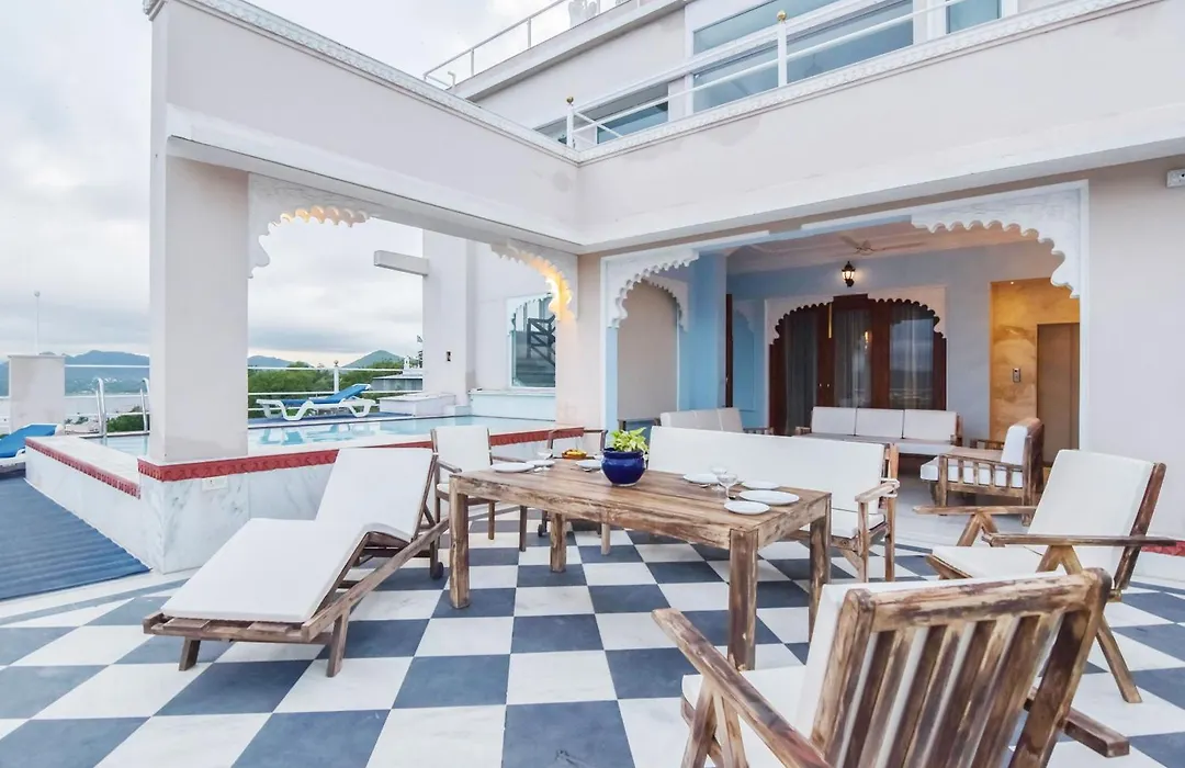 Raj Kuber - A Boutique Lake View Hotel-1