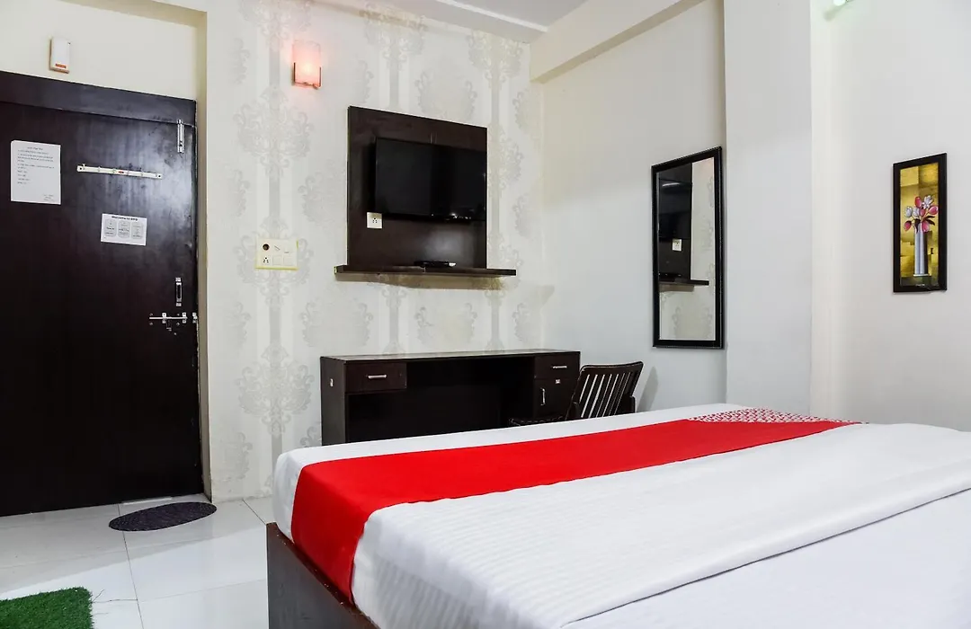 Hotel O Radhika Palace-1