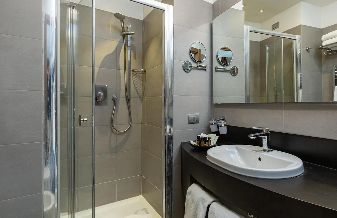 Rome Art Hotel - Gruppo Trevi Hotels-1