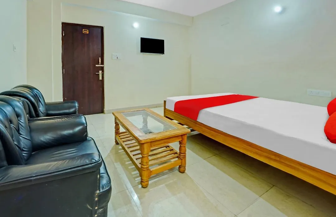 Hotel O Grand Paradise Inn & Banquet Hall-1