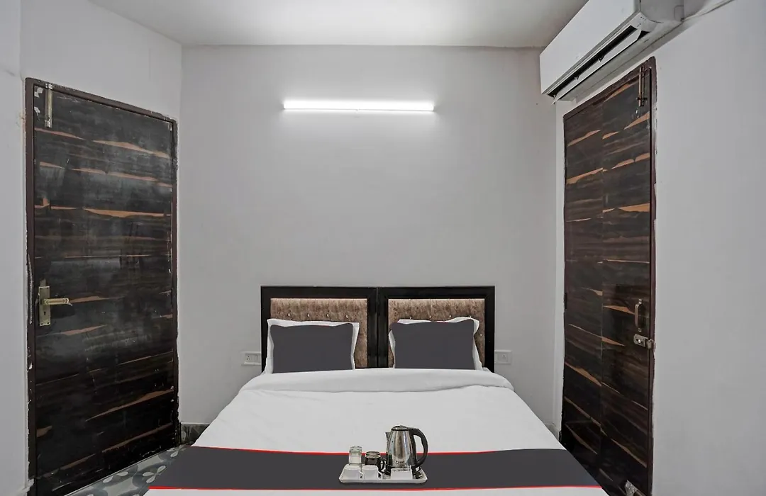 Hotel O Sk Residency Rohini-1