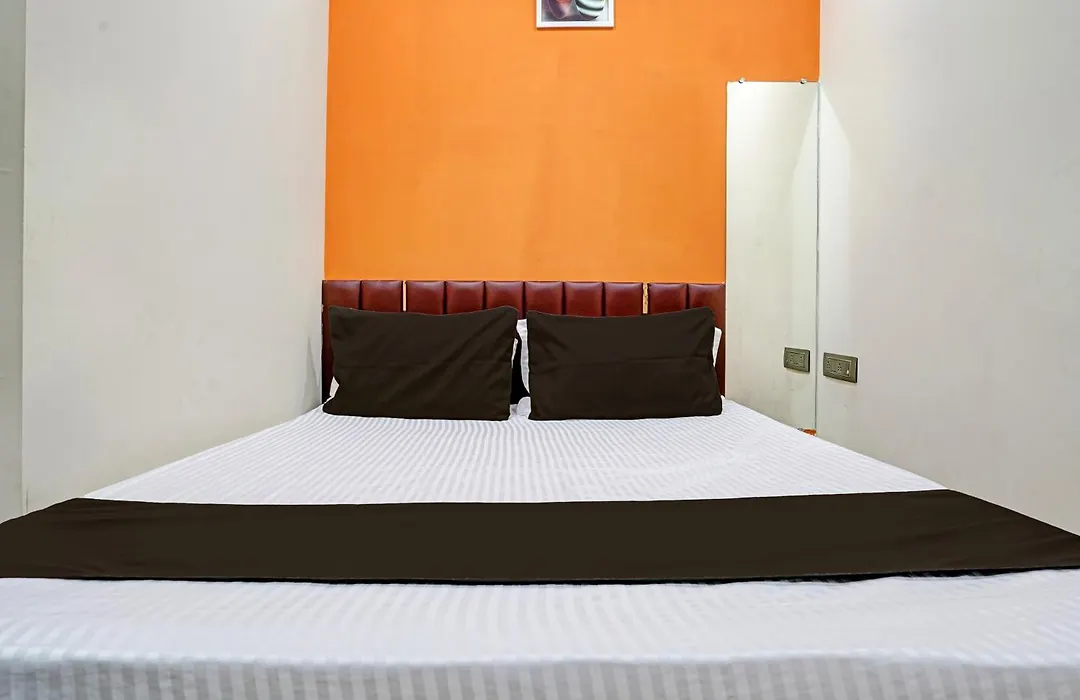 Hotel Orange-1