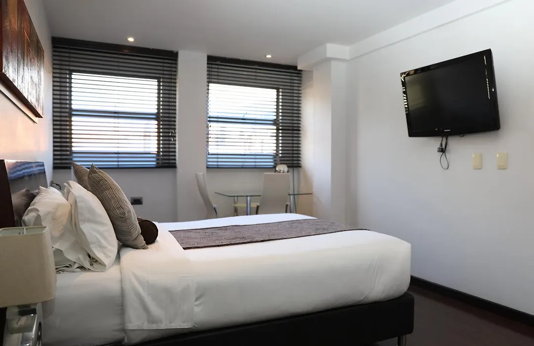 Hotel Suites 108-1