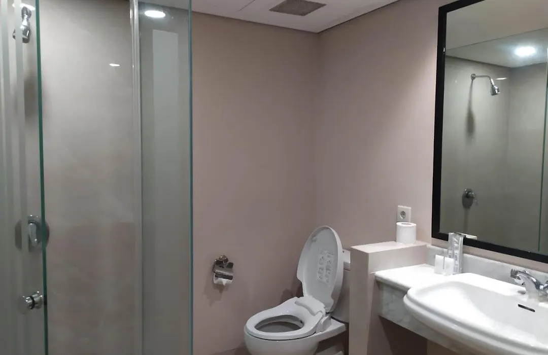 Grand Tropic Suites Hotel-1