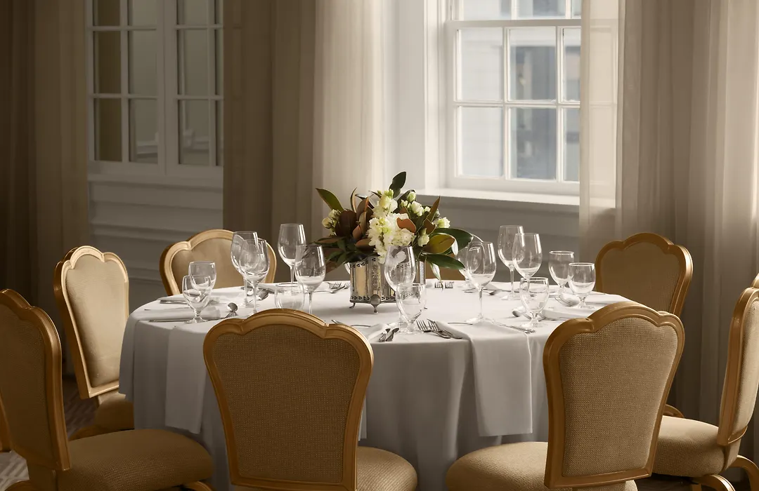 The Stoneleigh, Autograph Collection-1