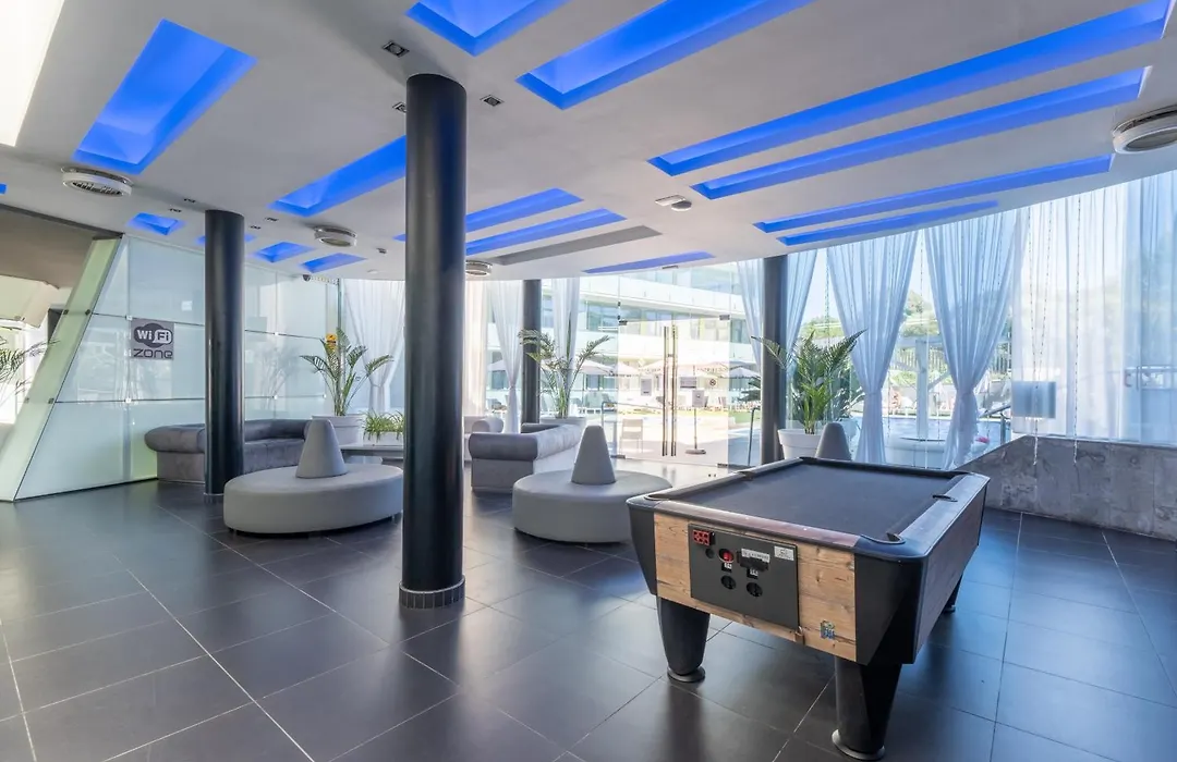 Apolo Suites Rentalmar-1
