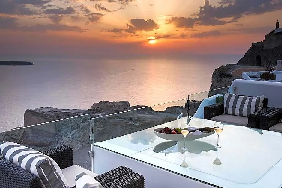 Hyperion Oia Suites-1