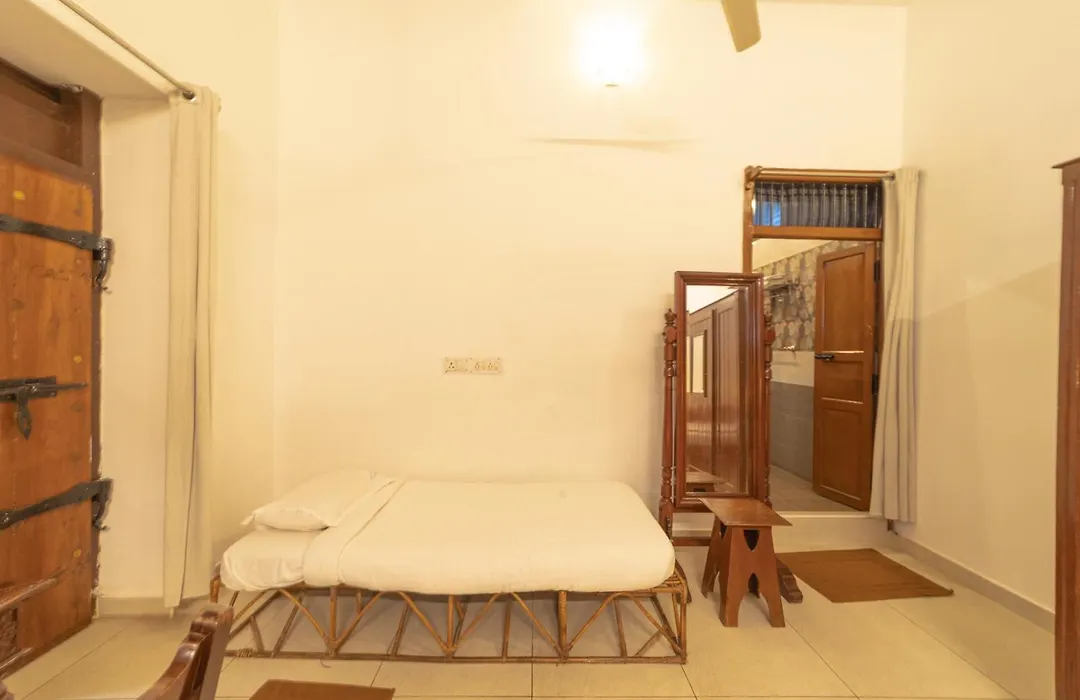 Dumas Guest House-1