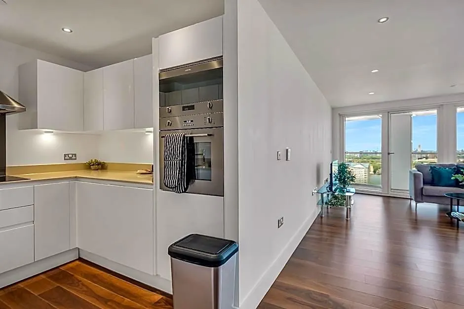 Lincoln Plaza Serviced Apartments By Thesqua.Re-1