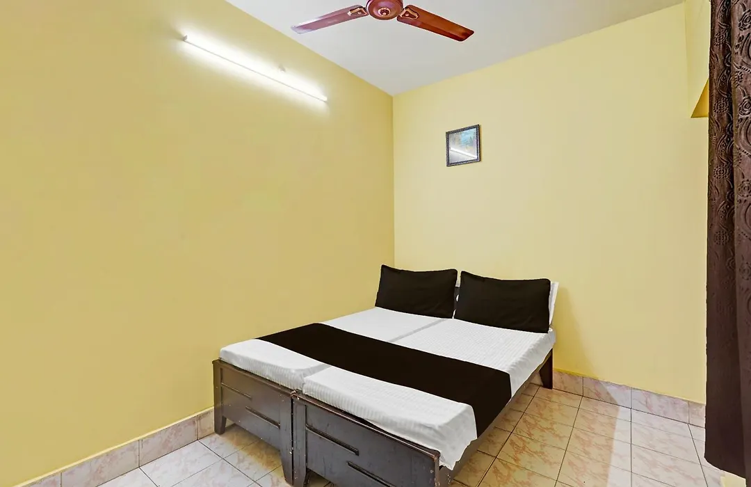 Hotel O Le Stay Inn-1