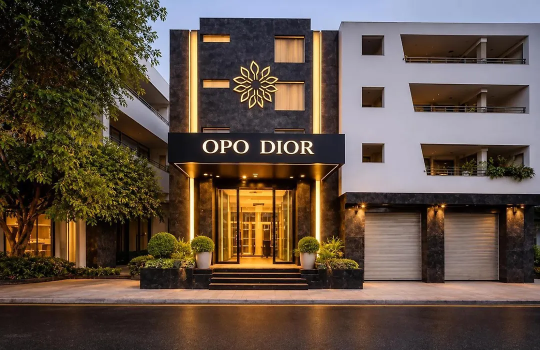 Opo Essential Dior Delhi Airport-1