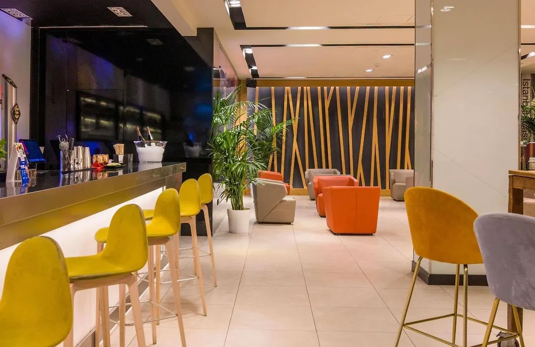 Novotel Madrid Center-1