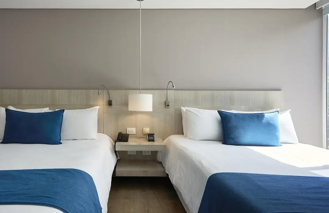 Hotel Bh Bicentenario-1