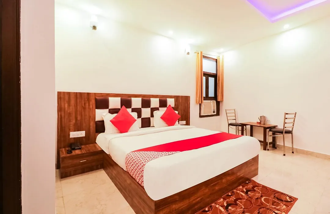 Hotel O Diamond Star-1