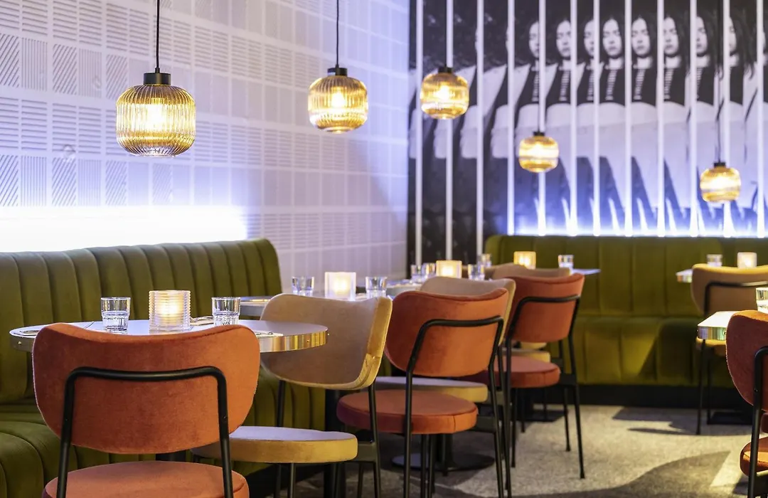 Mercure Amsterdam North Station-1