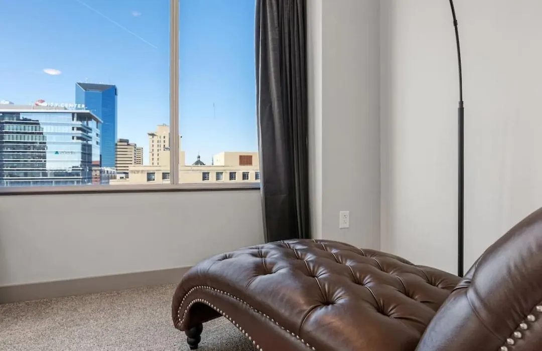 175 Lex - Walkable Downtown Lexington & Rupp Arena - Full Condos-1