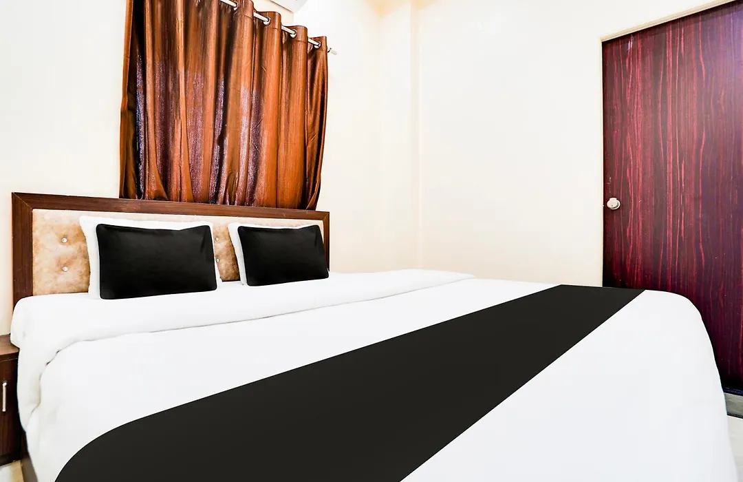 Hotel O Uts Stay In-1