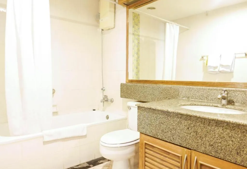 Best Comfort Bangkok Hotel-1