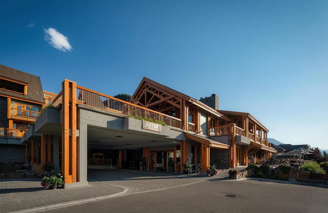 Otter Hotel-1