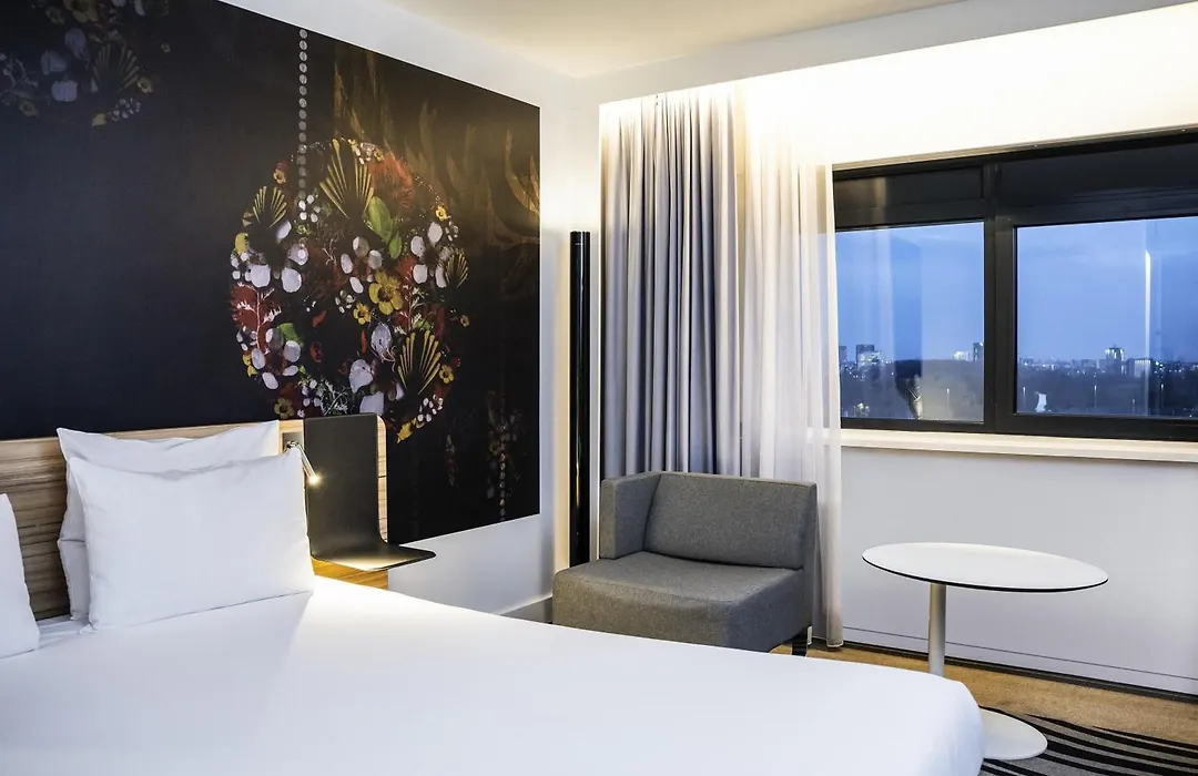 Novotel Amsterdam City-1