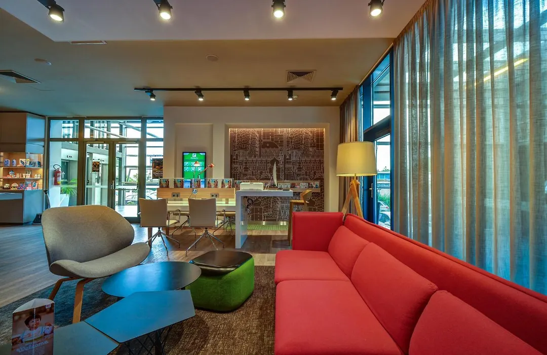 Holiday Inn Prague Airport By Ihg-1