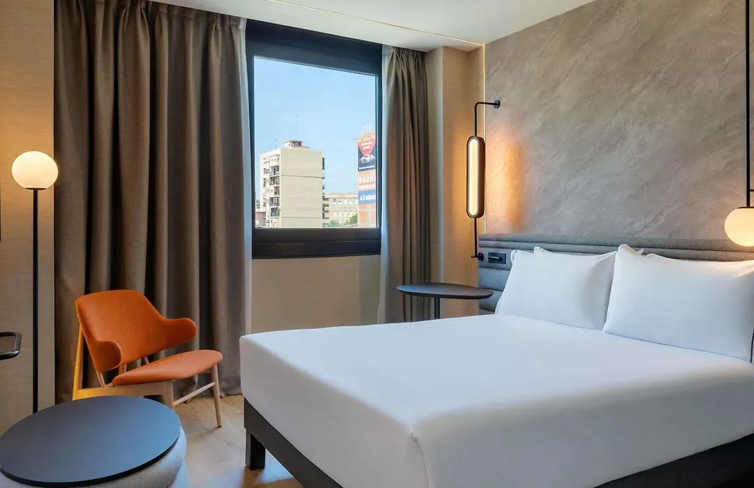 Novotel Valencia Lavant-1