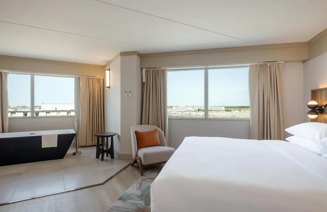 Hilton Winnipeg Airport Suites-1