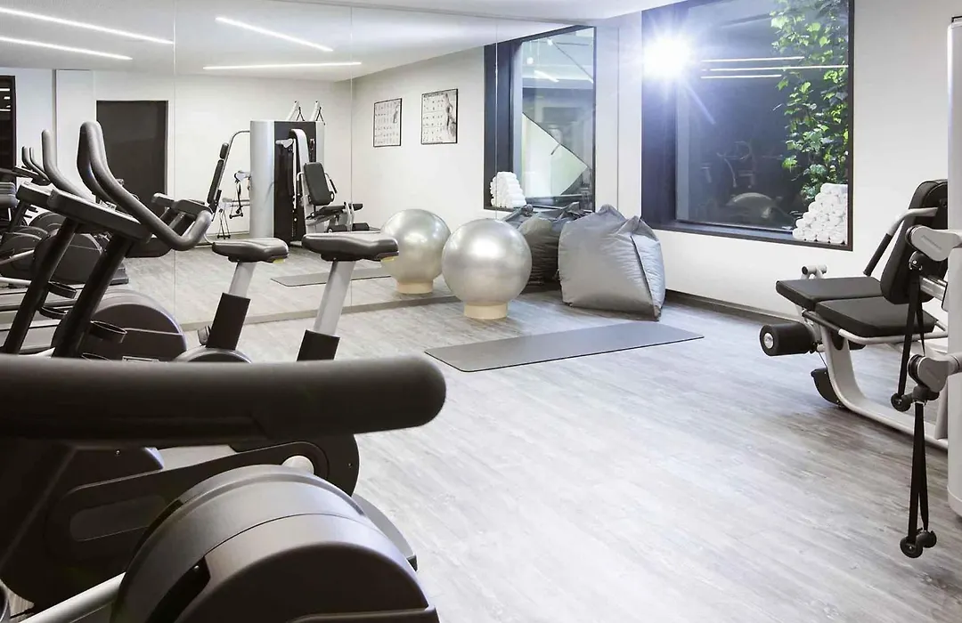 Novotel Basel City-1
