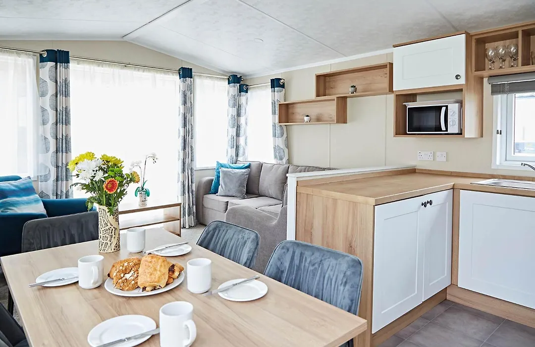 Bovisand Lodge Holiday Park, Beachside Location & Indoor Heated Pool-1
