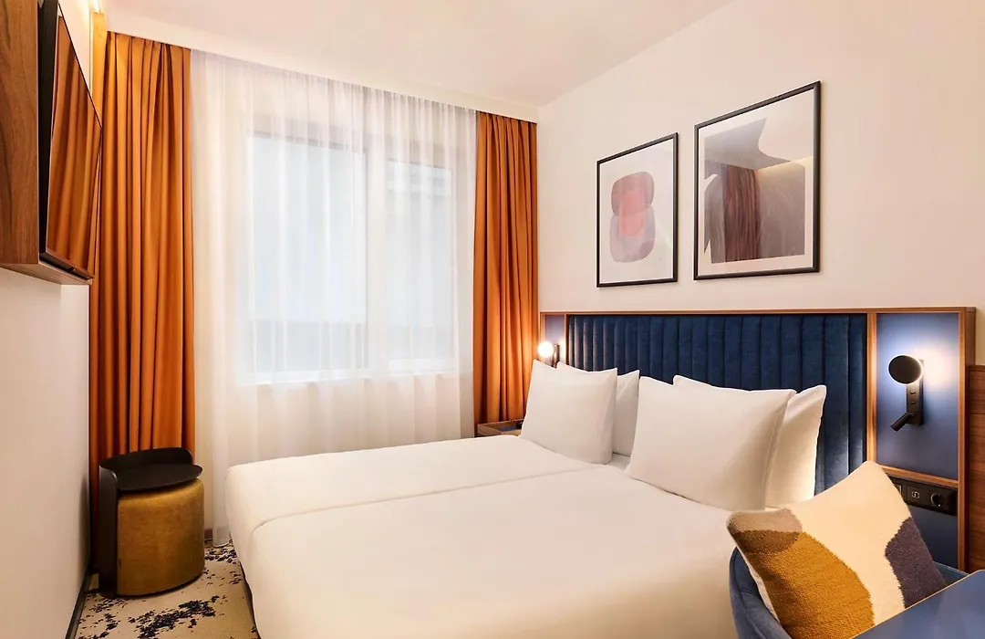 Voco Budapest D8 By Ihg-1