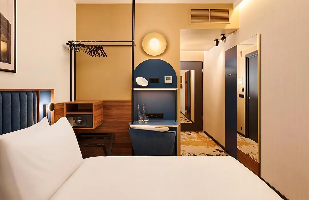 Voco Budapest D8 By Ihg-1