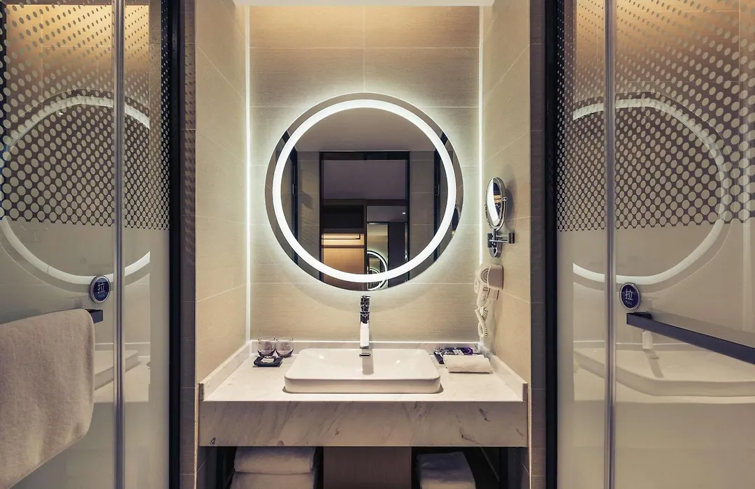 Mercure Shanghai Hongqiao Railway Station-1