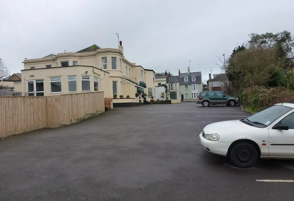 The Kingswood Guest House - Adult Only-1