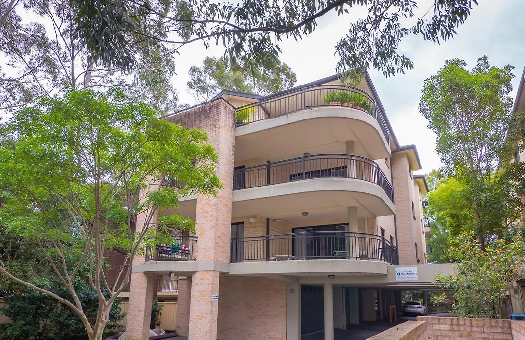 Parkside Apartments Parramatta-1