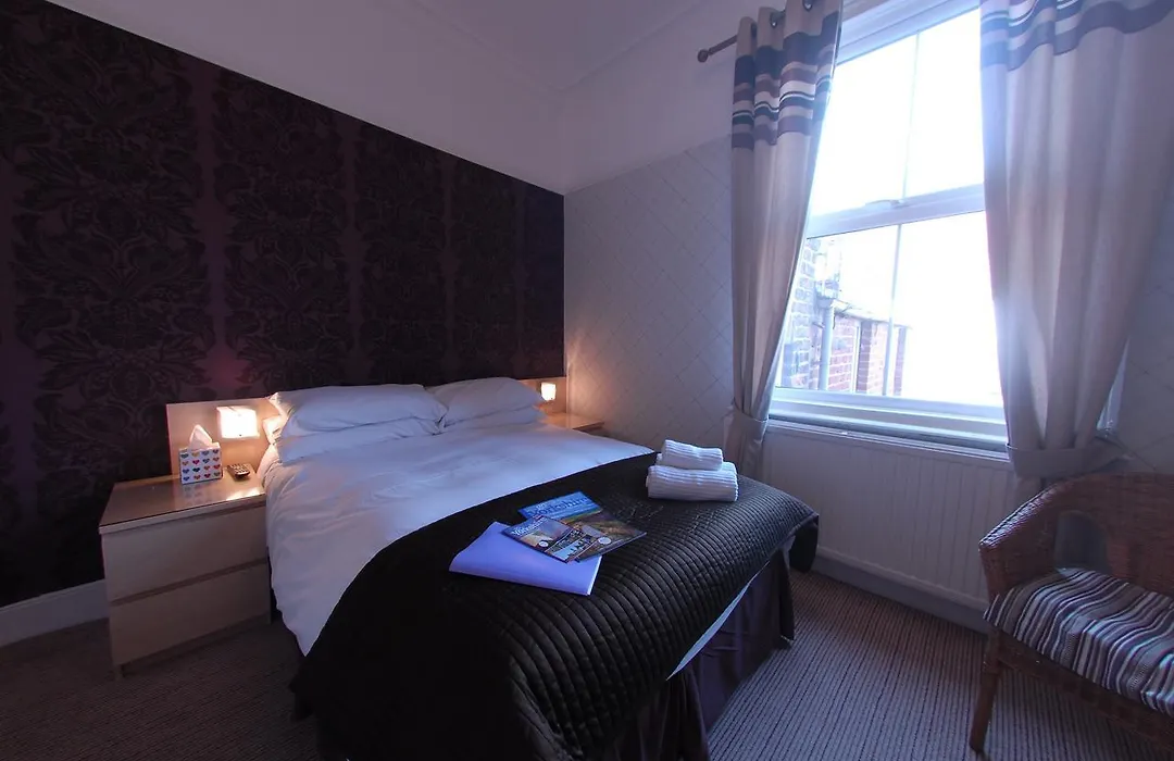 Chiltern Guest House-1